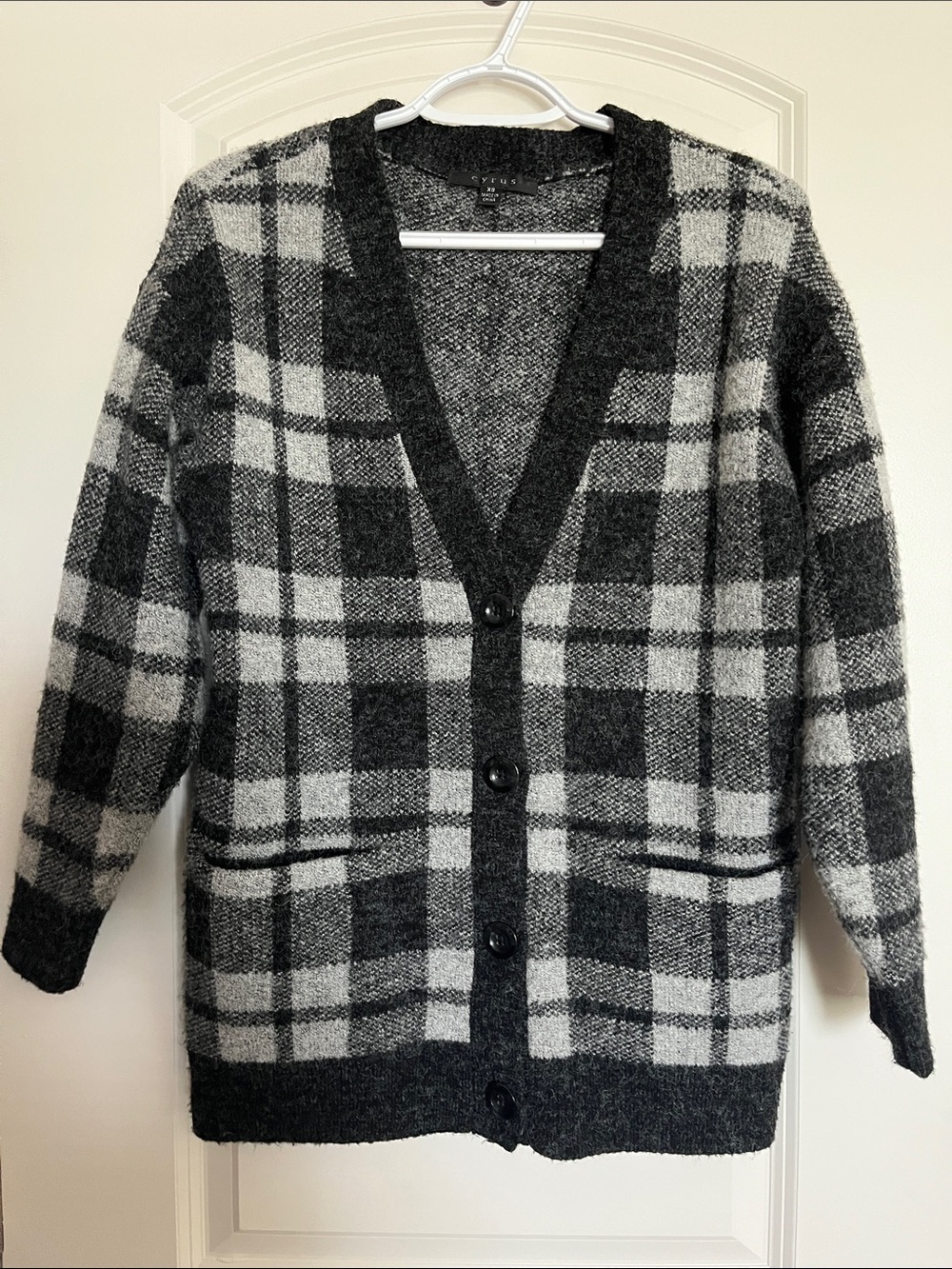 Cyrus Black & Gray Plaid Button-Front Cardigan XS